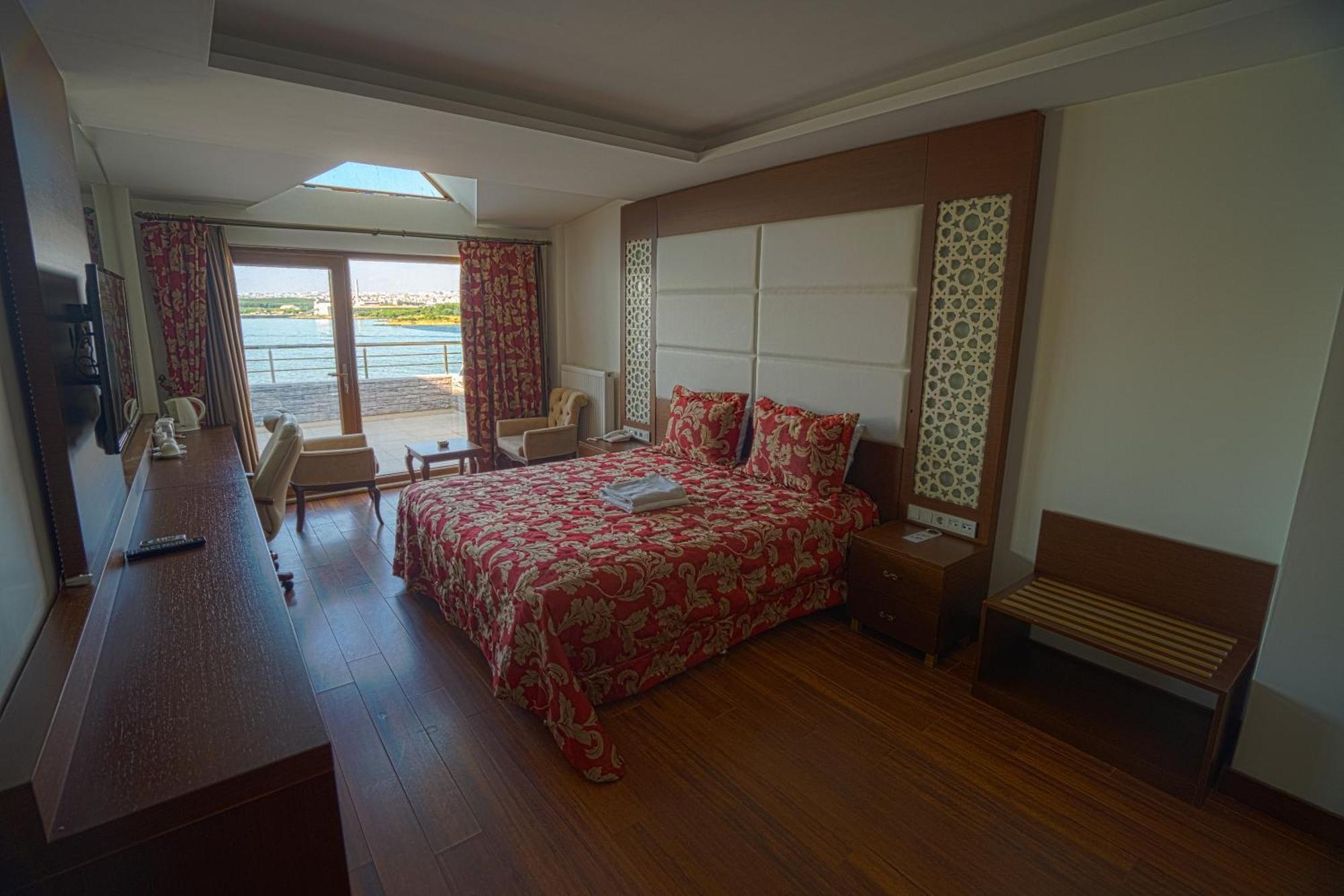 Sea Golden Hotel Darica  Ngoại thất bức ảnh