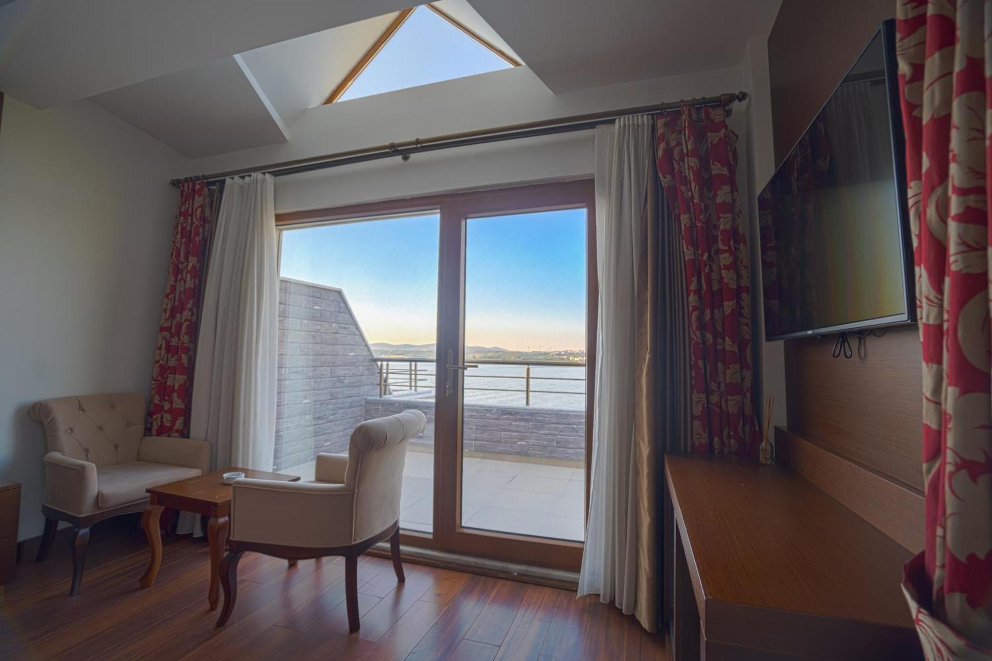 Sea Golden Hotel Darica  Ngoại thất bức ảnh