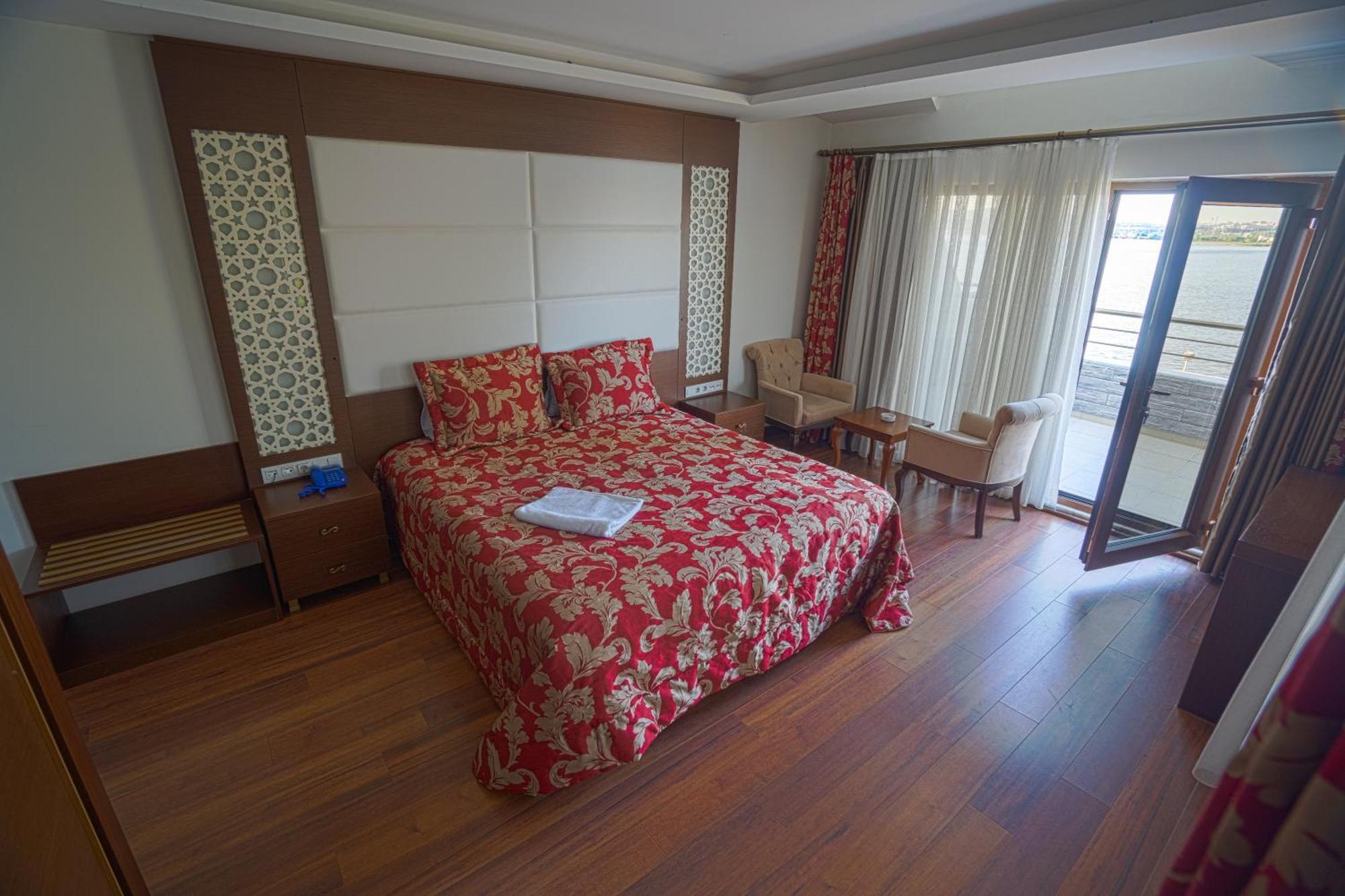 Sea Golden Hotel Darica  Ngoại thất bức ảnh