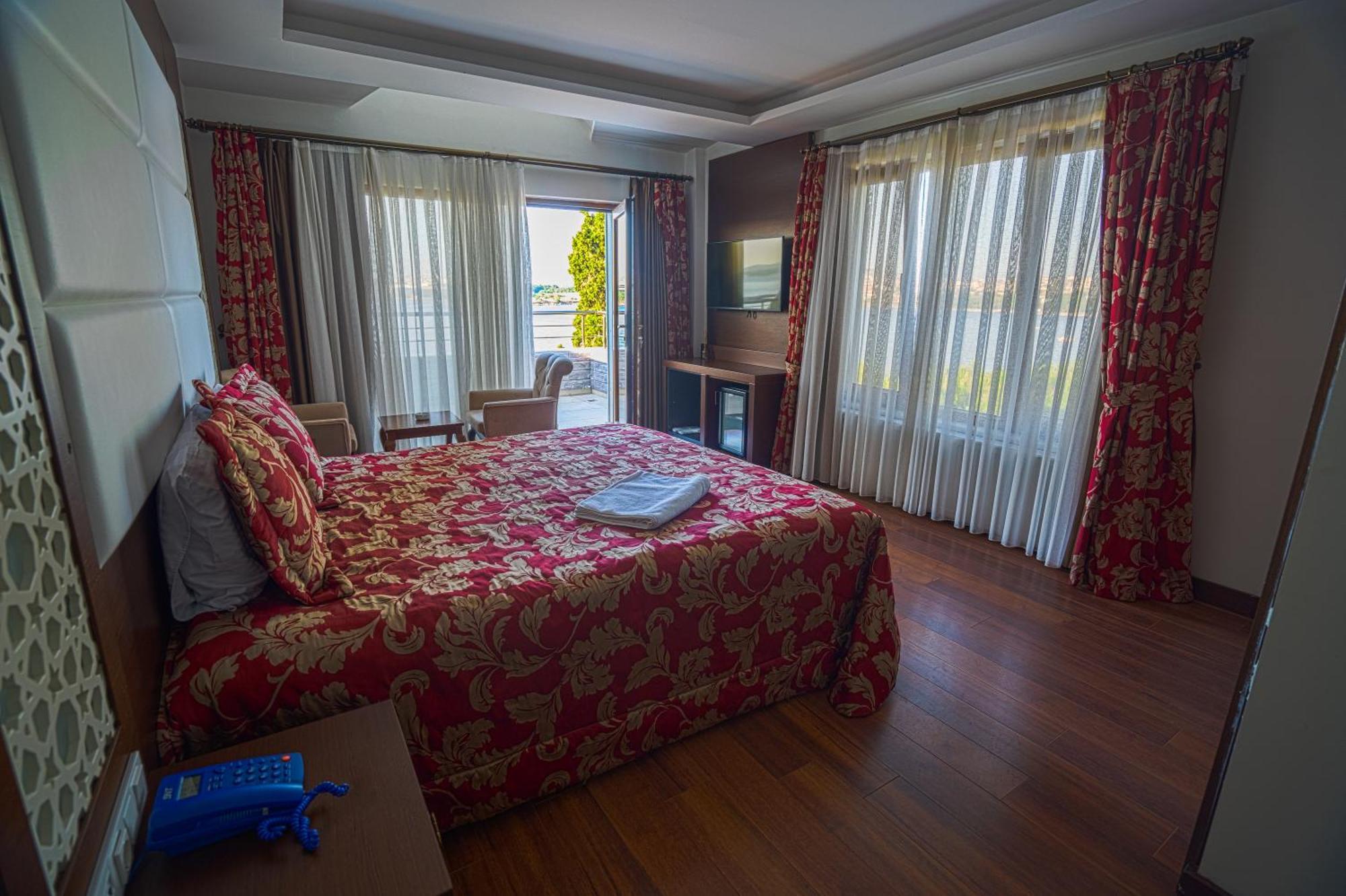 Sea Golden Hotel Darica  Ngoại thất bức ảnh